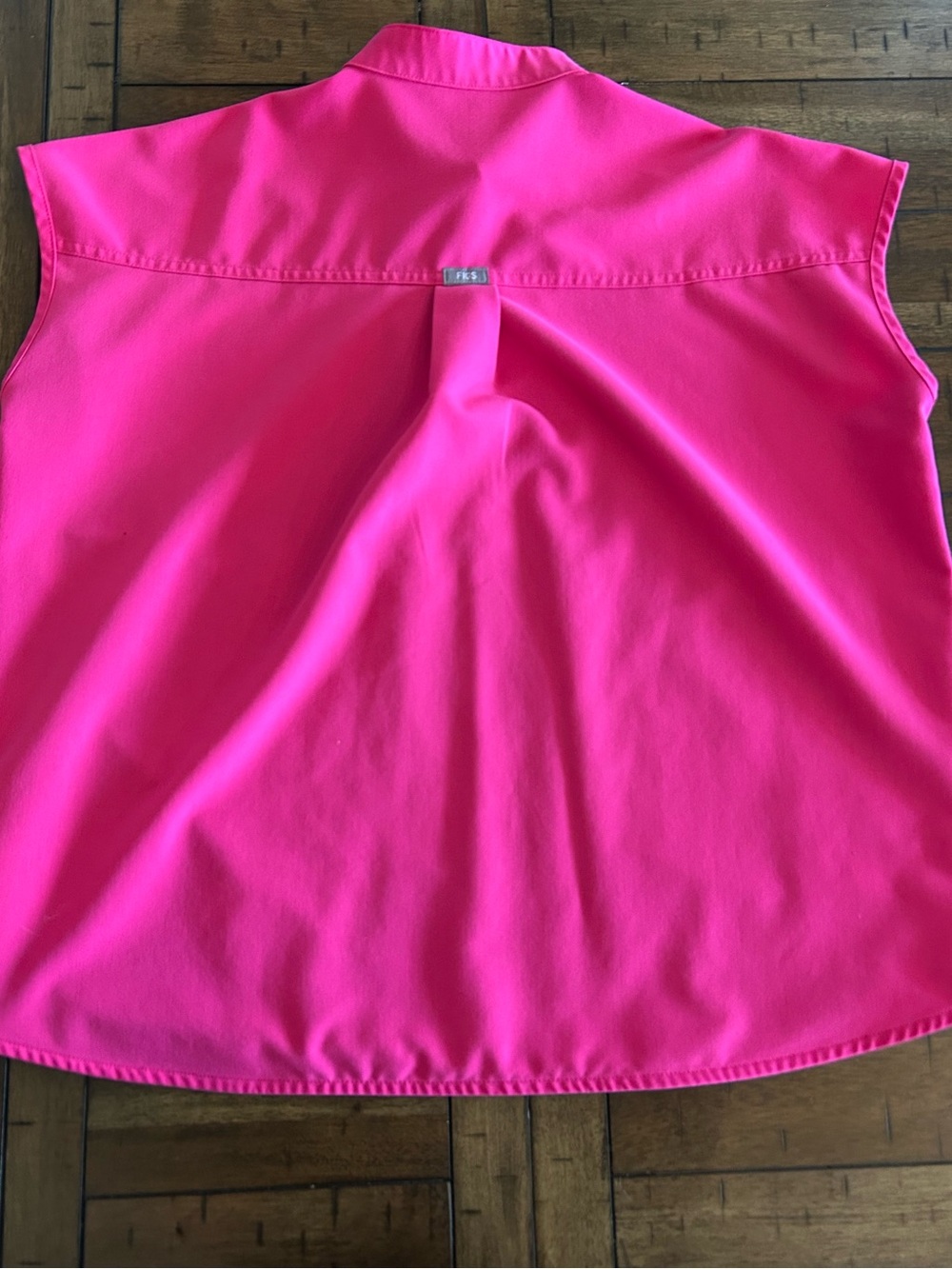 Figs Shocking Pink Rafaela Oversized Scrub Top - Picture 2 of 3